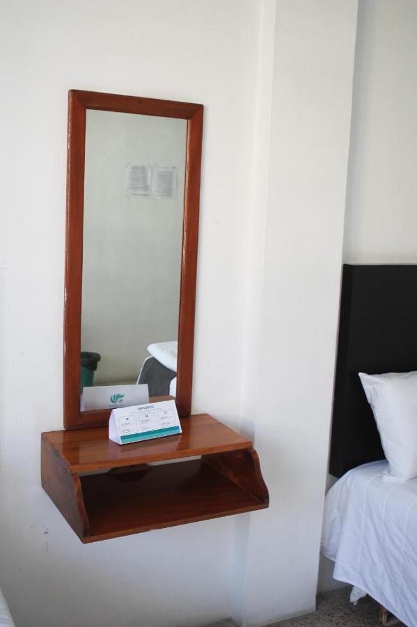 Hotel Las Brisas カテマコ エクステリア 写真